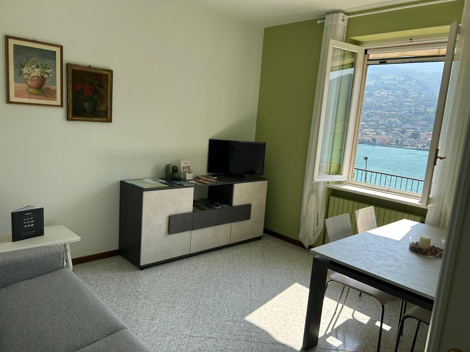 Sebino Holiday Home Monte Isola Zewnętrze zdjęcie