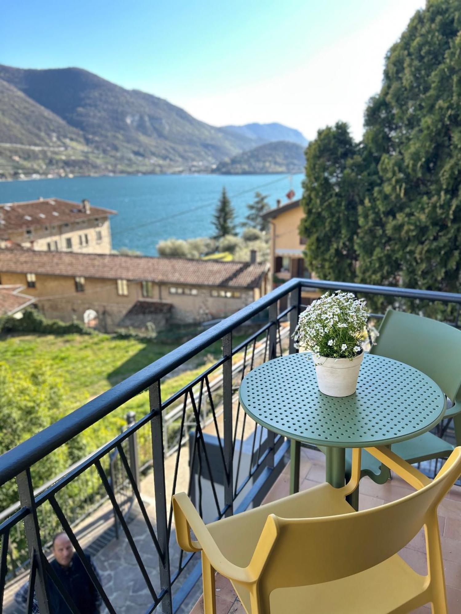 Sebino Holiday Home Monte Isola Zewnętrze zdjęcie